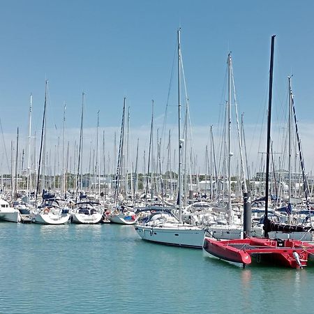Appartement Les Arcades, T2 En Hypercentre à La Rochelle  Extérieur photo
