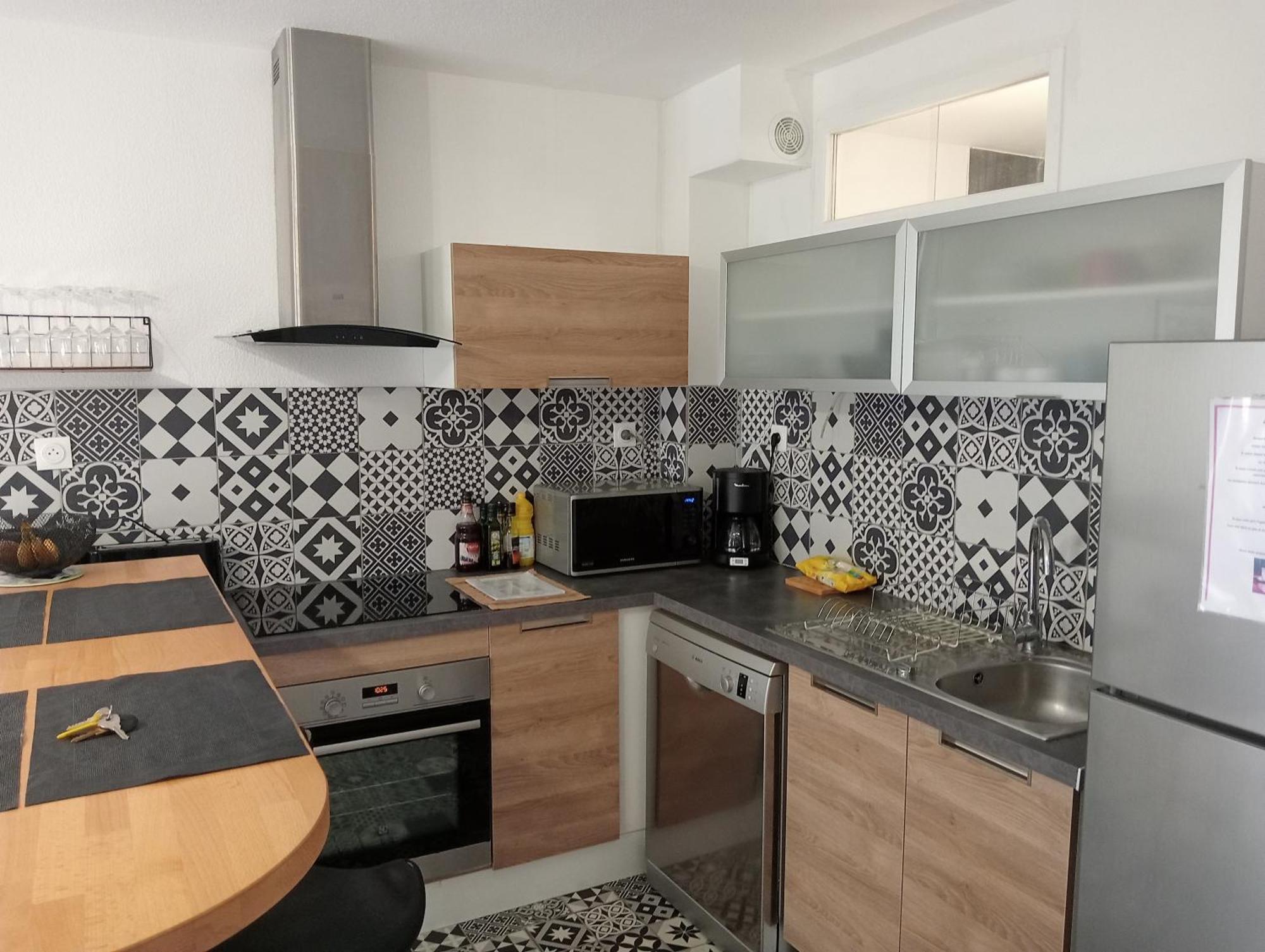 Appartement Les Arcades, T2 En Hypercentre à La Rochelle  Extérieur photo